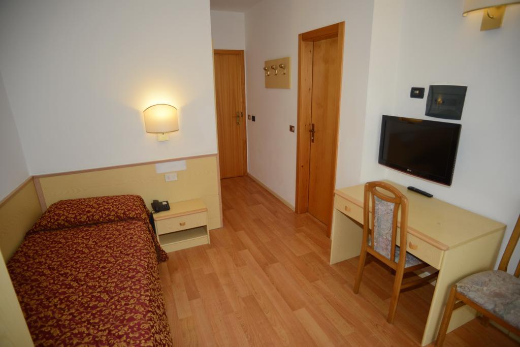 Hotel Canada Andalo Rom bilde