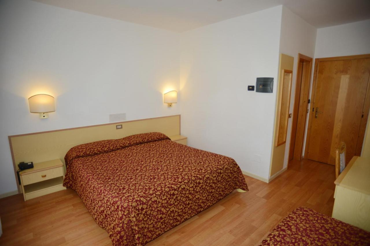Hotel Canada Andalo Rom bilde